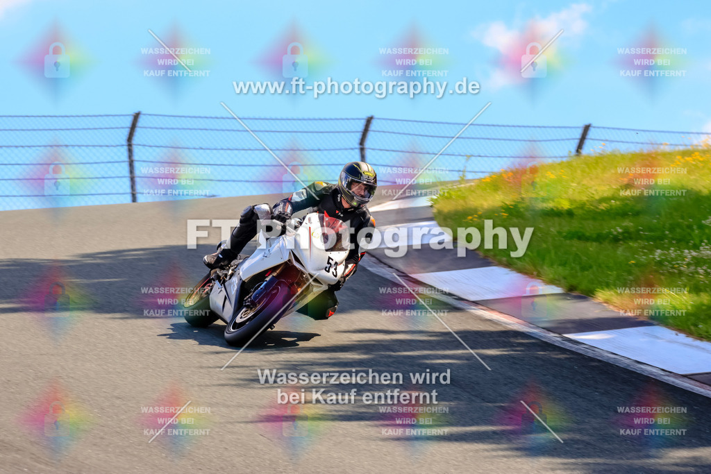 _TCM4265 | Hier findet Ihr Bilder von Touristenfahrten auf der Nürburgring Nordschleife oder von anderen Veranstaltungen die ich besucht habe. Viel Spass beim Durch Schauen 