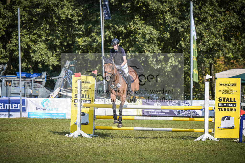 DOS_0547 | Entdecke hochwertige Reitturnierfotos von Foto Oger. Professionell, emotional und authentisch – jetzt Lieblingsmomente im Shop bestellen.Deutschlandweite Turnierfotografie. - Realisiert mit Pictrs.com