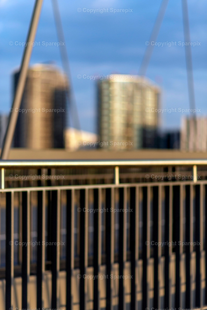 CRO_Bridges39_Bokeh | sparepix - Realisiert mit Pictrs.com