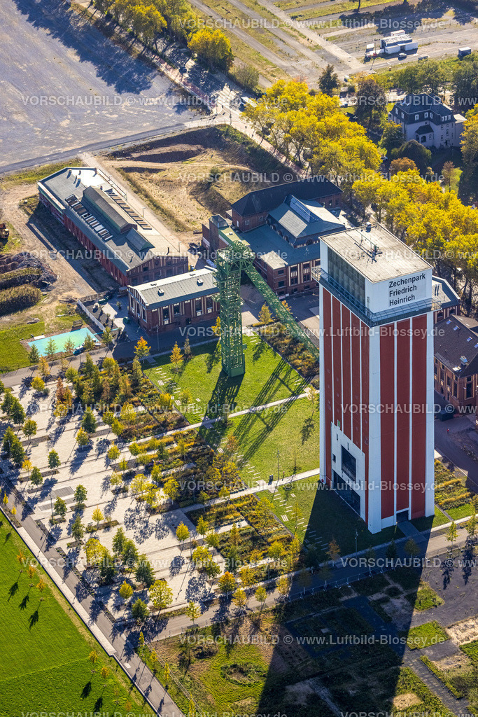 Kamp-Lintfort221004362 | Luftbild, Zechenpark Naherholungsgebiet, ehemaliges RAG Bergwerk West, Zeche Friedrich Heinrich, Zechenturm Großer Fritz, Förderturm, Lintfort, Kamp-Lintfort, Niederrhein, Ruhrgebiet, Nordrhein-Westfalen, Deutschland