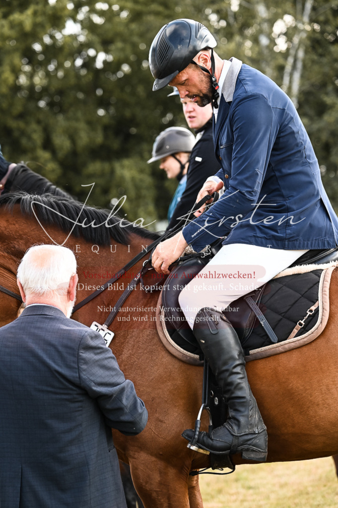 DSC_7653 | Pferde- und Turnierfotografie in Westsachsen. Pferdeportraits, Auftragszeichnungen und intuitive Kunst.
