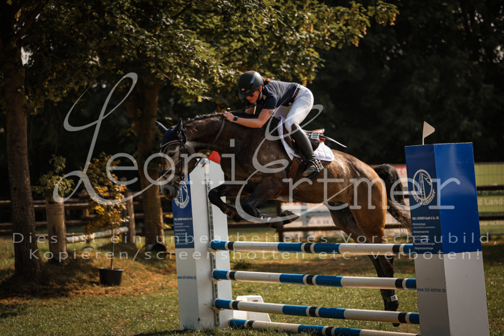 13.FrPfA00100 | Leoni Ertmer Photography - Realisiert mit Pictrs.com