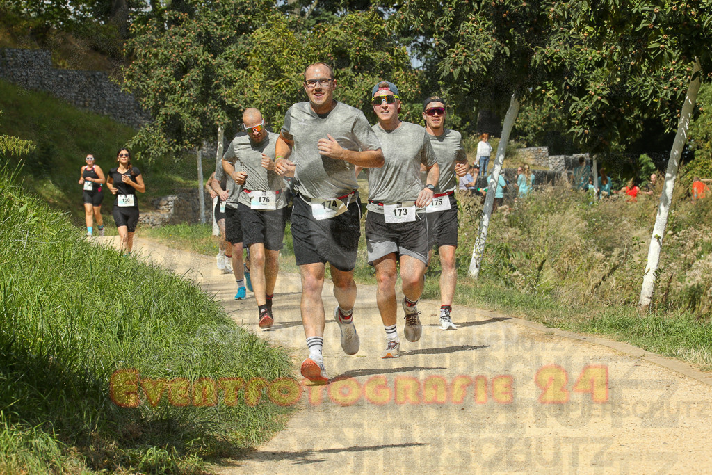 250824_1247_EX1_0511 | Sportfotografie im Rhein-Sieg Kreis, Köln, Bonn, NRW, Rheinland Pfalz, Hessen, etc. Unser Tätigkeitsfeld umfasst den Laufsport vom Volkslauf über den Marathon, Duathlon, Triathon bis zum Ultralauf wie Kölnpfad Ultra oder Schindertrail.