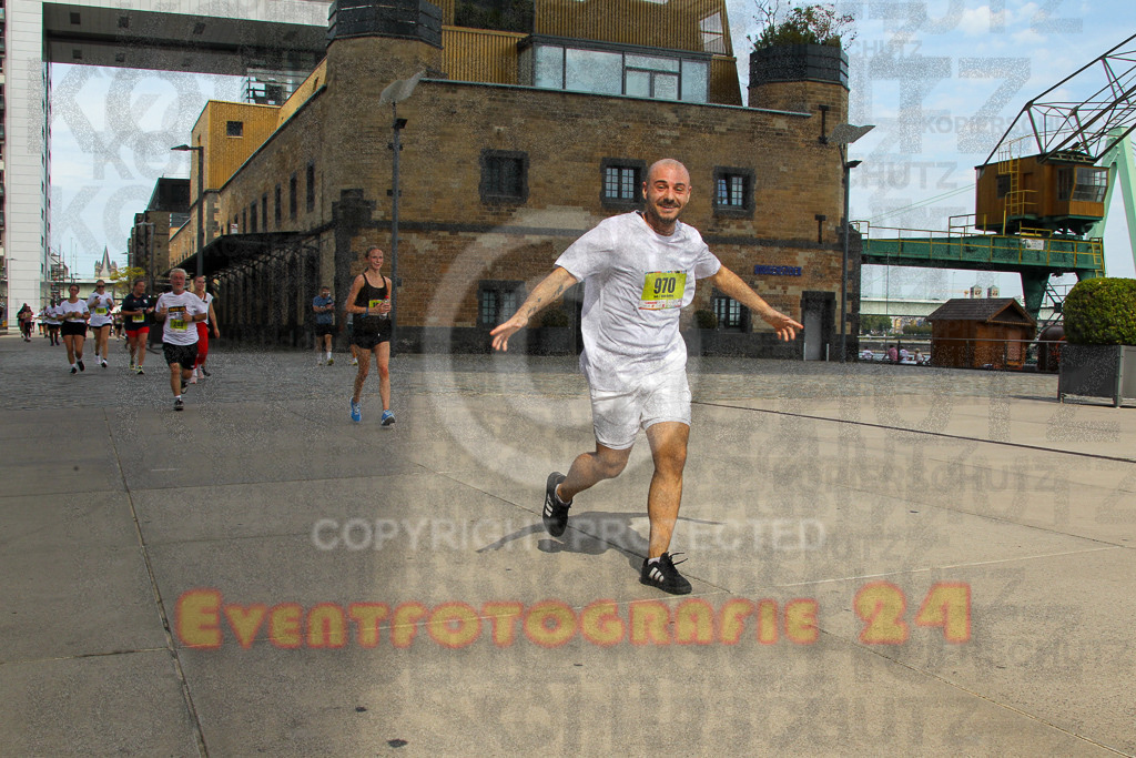 250920_1329_EV4_5757 | Sportfotografie im Rhein-Sieg Kreis, Köln, Bonn, NRW, Rheinland Pfalz, Hessen, etc. Unser Tätigkeitsfeld umfasst den Laufsport vom Volkslauf über den Marathon, Duathlon, Triathon bis zum Ultralauf wie Kölnpfad Ultra oder Schindertrail.