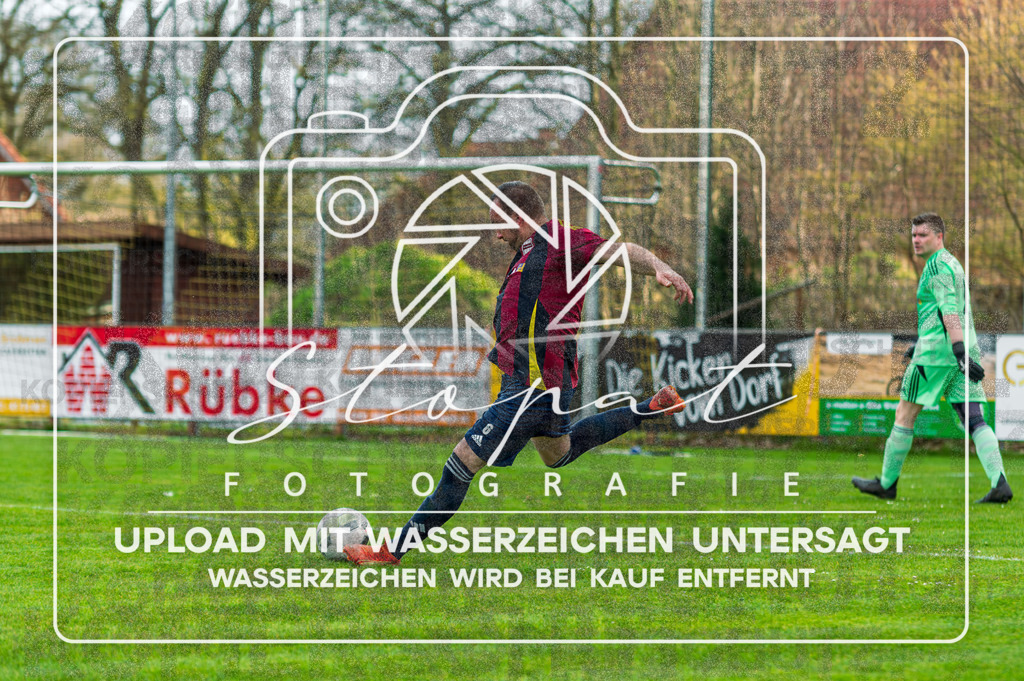 FGFSSGN-1017 | Pascal Fuhwerk (SG Nordheide 3 #06) beim Herren 3. Kreisklasse HK Spiel zwischen FG Fulde-Stellichte II und SG Nordheide III im Fulder Zentralstadion, Fulde (Simon Paul Stopat) - Realisiert mit Pictrs.com