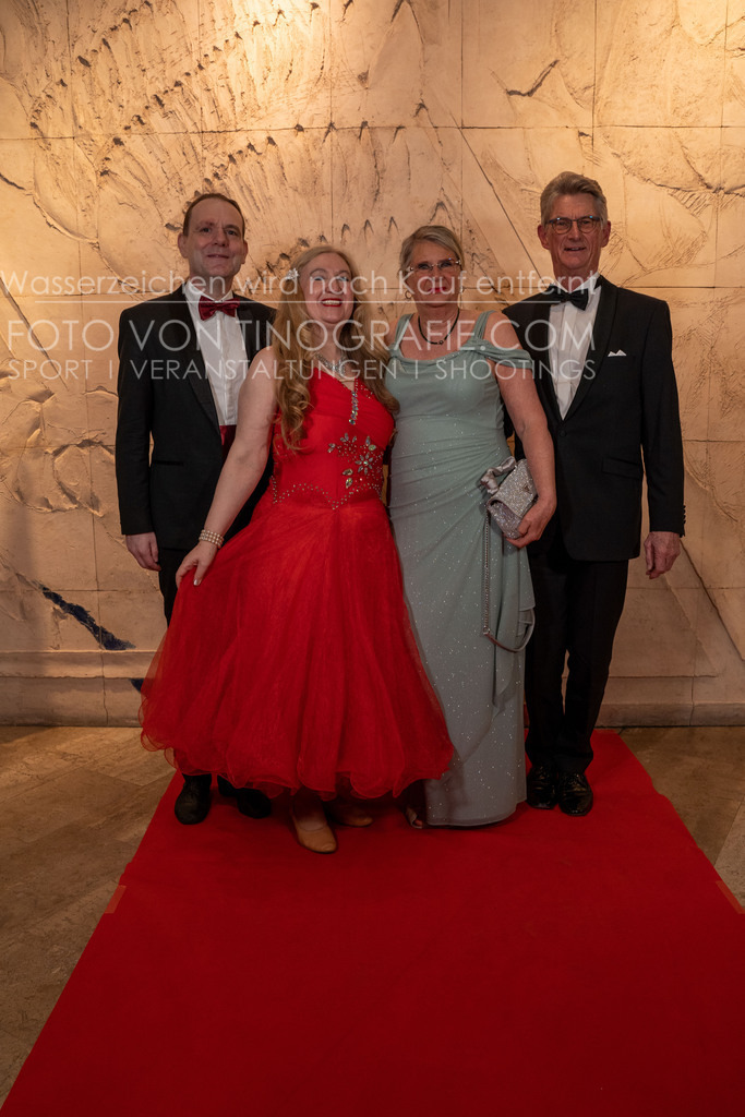 CCC_Frühlingsball_Teppich_byTINOGRRAFIE-20 | (c) TINOGRAFIE.COM