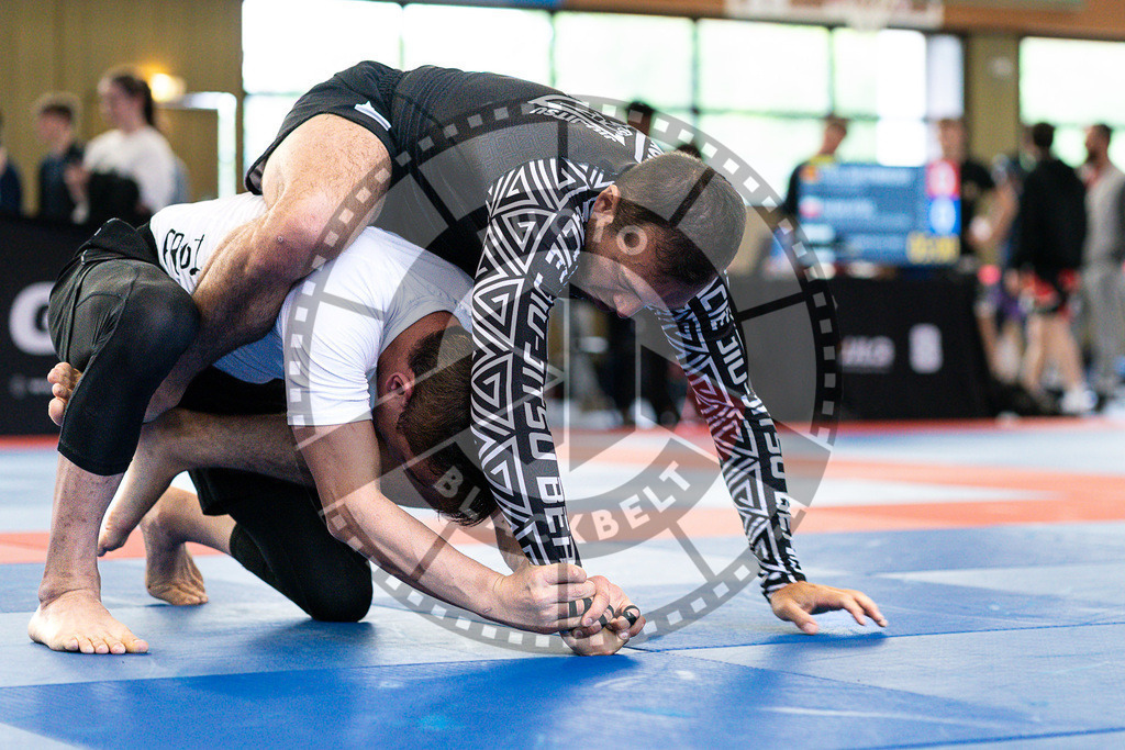 20250510PBB2779 | Athletes compete during the JJLG Berlin Open Jiu-Jitsu Championship on May 10, 2025 in Berlin, Germany. © Chiara Dazi / photoblackbelt