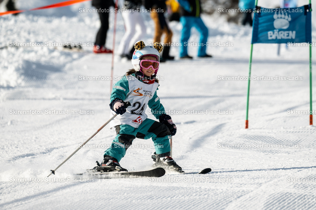 SRS_12.12.2025_0065 | SRS_12.12.2025_0065 - Realisiert mit Pictrs.com