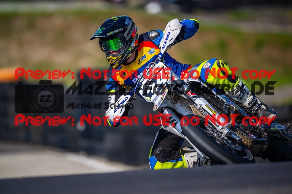 MaZZes_FotoMatrix_231014_1305 | S2