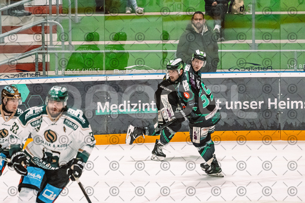 Alligators_vs_Erding_12_12_2025-063 | Höchstadt Alligators Fotogalerie: Eishockey-Action aus Franken. Professionelle Spielfotos, Portraits & Stadionbilder zum Download. Jetzt entdecken! - Realisiert mit Pictrs.com