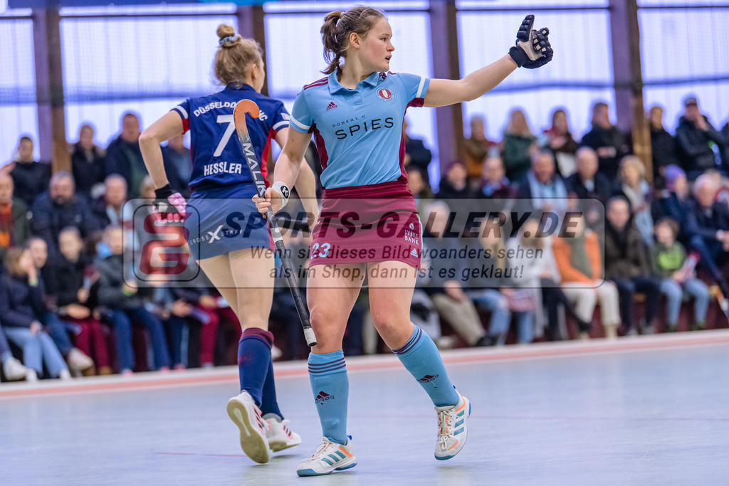 SM_20230128-D5A_1518 | 1.Bundesliga Hallenhockey VF(W)  UHC -  DHC/ 2:3
