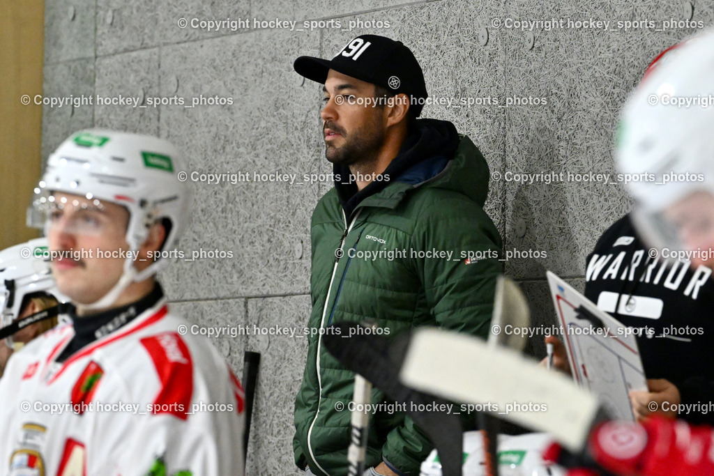 ESV FERLACH vs. ESC SOCCERZONE STEINDORF | ESV FERLACH vs. ESC SOCCERZONE STEINDORF, ESV FERLACH vs. ESC SOCCERZONE STEINDORF am 22.11.2024 in Ferlach (Eishalle Ferlach ), Austria, (Photo by Bernd Stefan)