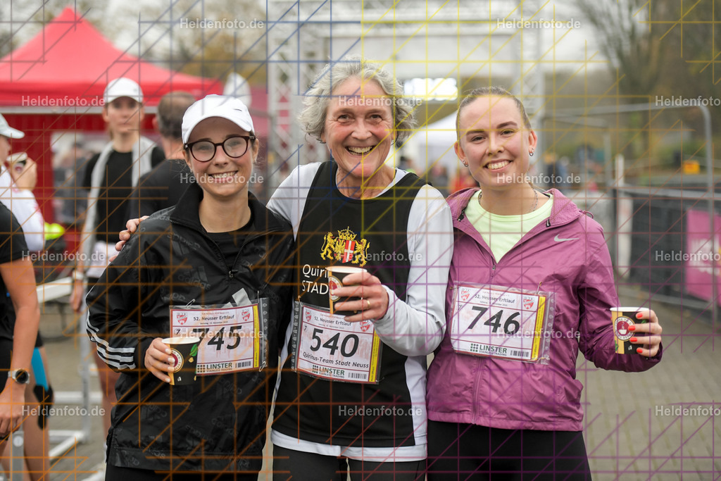 Neusser Erftlauf 2025  | 15km Neusser Erftlauf 2025 Foto: Heldenfoto.de