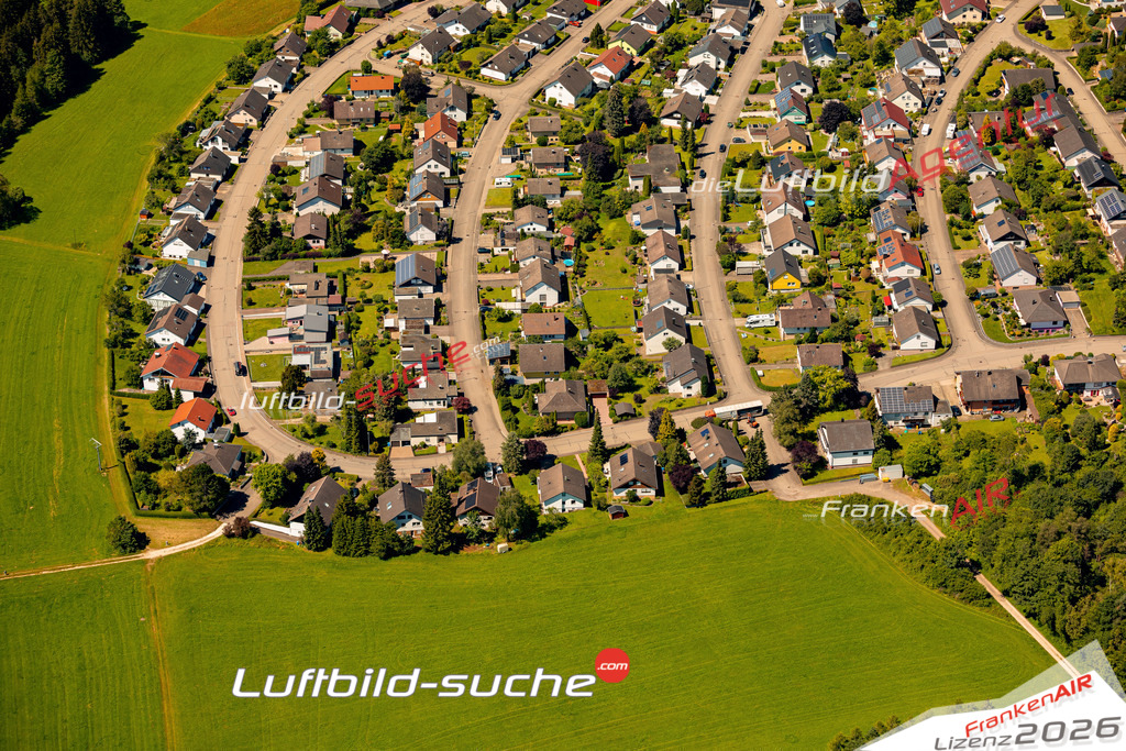 Das Luftbild zeigt :  Bitz - Die Luftaufnahme wurde 2024 vom UL-Flugzeug aus erstellt ( keine Drohne ) - Hochauflösende Luftaufnahme - Für grossformatige Ausdrucke geeignet. Die Geschenkidee !Mit Lizenz und Bildrechte bestellbar