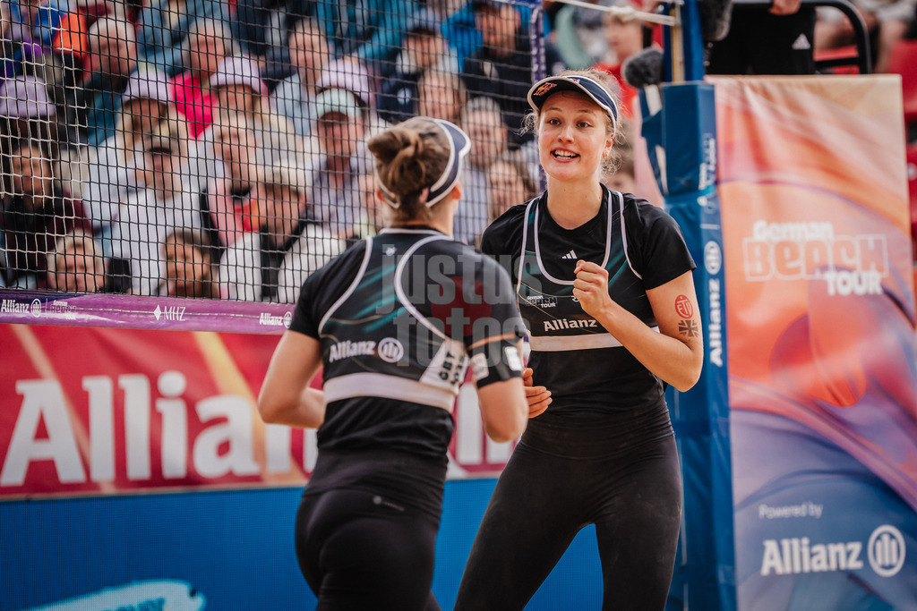 Beachvolleyball | Frauen | Allianz German Beach Tour 2025 | Tourstop Düsseldorf | 18.05.2025 | v.l. Cinja Tillmann und Svenja Müller