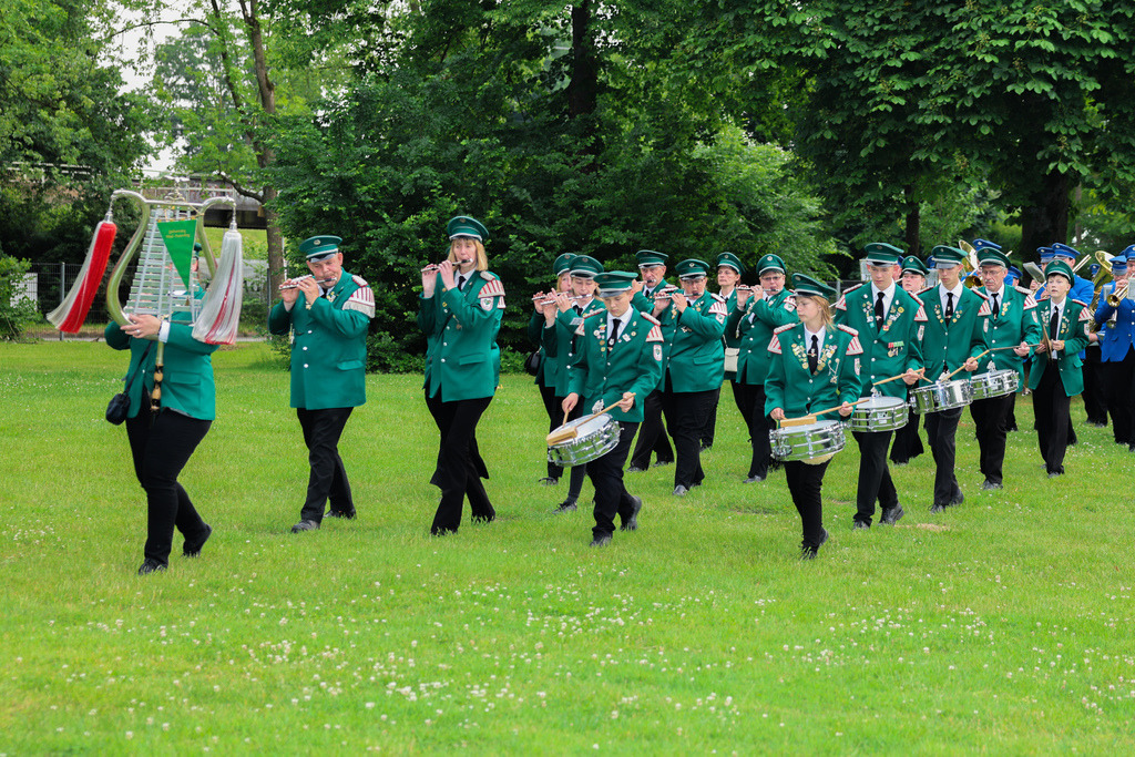 top-top.de-250601-066 | Foto, Video, Fotografie, Videografie, Fotobox, DJ, Discjockey, Musik, Musikbox, Veranstaltung, Photobooth, Amazon, Ebay, Buchtipp, Bestseller, Autor, Verlag, Buch, Wesel, Hamminkeln, NRW, Dinslaken, Rees, Drohne, Hochzeit, Party, Fotobox, Wesel, Fotograf