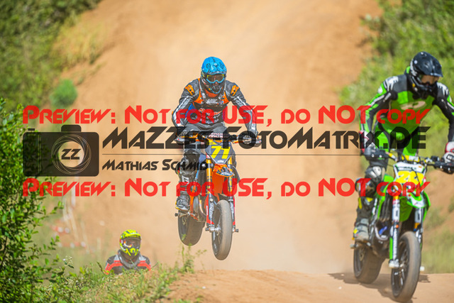 MaZZes_FotoMatrix_220528_7056 | Fotograf Mathias Schmid
Sportfotograf,
Eventfotograf,
Hochzeitsfotograf,
Portraitfotograf