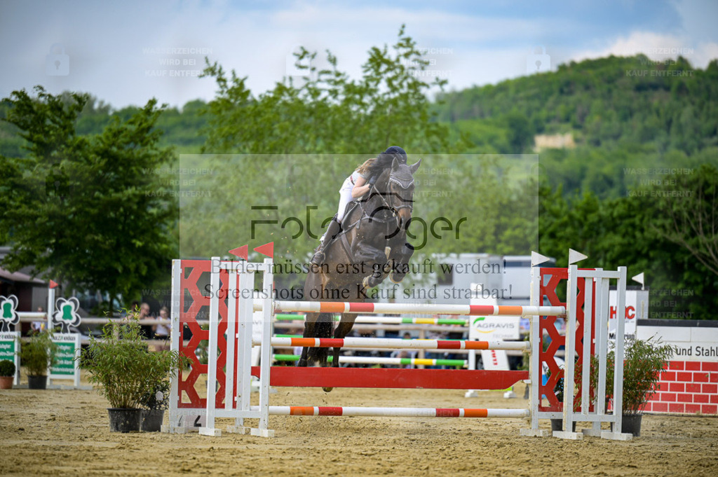Reitturnier Lienen | Entdecke hochwertige Reitturnierfotos von Foto Oger. Professionell, emotional und authentisch – jetzt Lieblingsmomente im Shop bestellen. - Realisiert mit Pictrs.com