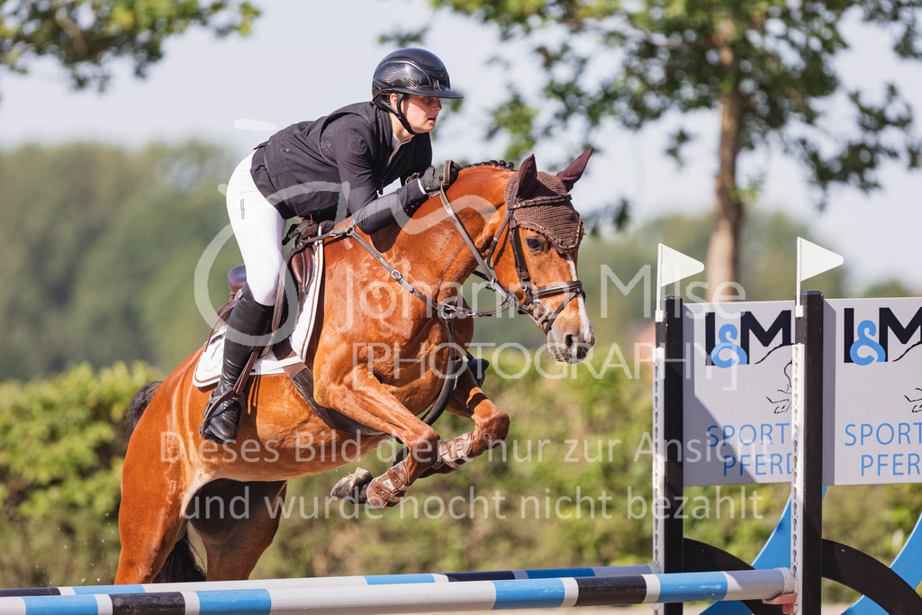 250621_Lemwerder_QualiBuChaPonys5j-101 | Deine schönsten Turniermomente als professionelle Fotos! Entdecke hochwertige Pferdesport-Fotografie im Online-Shop. Jetzt Fotos finden & bestellen!