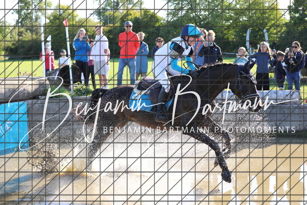 AZ2A1410 | Benjamin Bartmann Photomoments