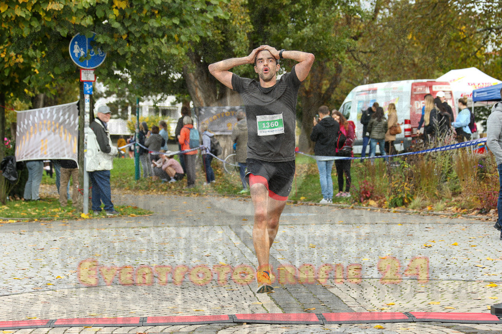 241020_1056_EX1_0419 | Sportfotografie im Rhein-Sieg Kreis, Köln, Bonn, NRW, Rheinland Pfalz, Hessen, etc. Unser Tätigkeitsfeld umfasst den Laufsport vom Volkslauf über den Marathon, Duathlon, Triathon bis zum Ultralauf wie Kölnpfad Ultra oder Schindertrail.