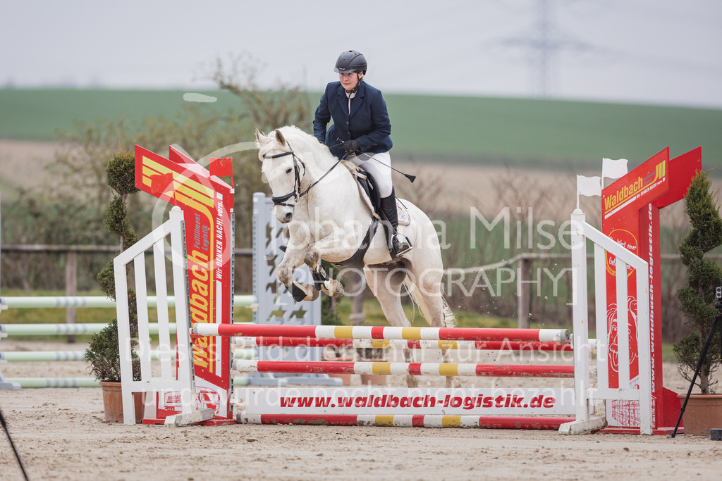 230408_Frühlingsfest_SpringreiterWB-141 | Deine schönsten Turniermomente als professionelle Fotos! Entdecke hochwertige Pferdesport-Fotografie im Online-Shop. Jetzt Fotos finden & bestellen!