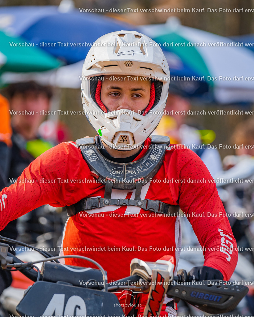 25_03_23_Hänchen_MX2-8593 | Sportfotografin aus Berlin-Brandenburg mit Fokus auf Motocross. Ich halte deine sportliche Leistung und echte Emotionen auf und neben der Strecke professionell fest. Entdecke die Fotos von deinem Rennen und bestelle sie direkt hier im Shop.