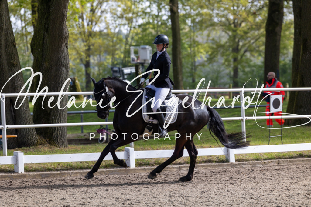 7I8A0850 | melanie-engelhardt-photography - Realisiert mit Pictrs.com