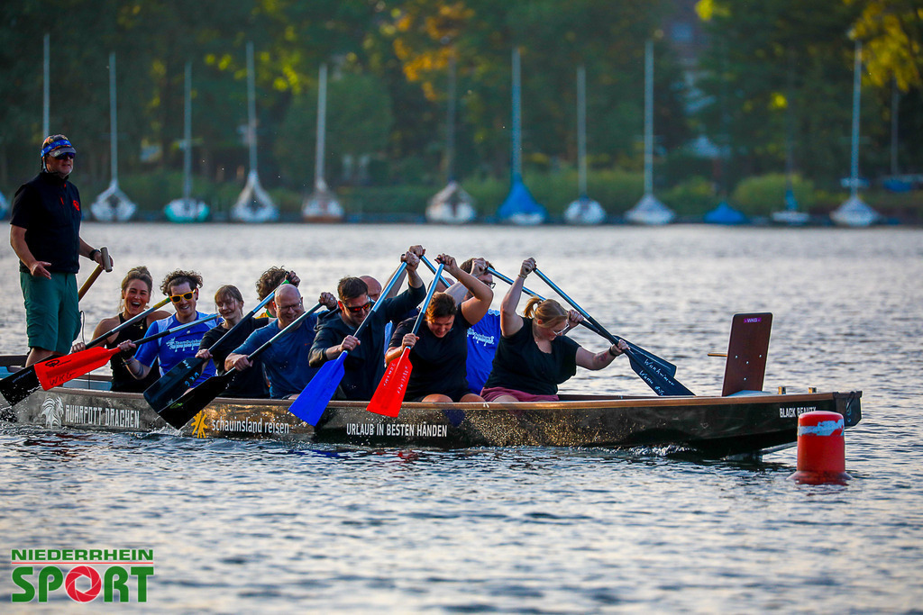 Drachenboot-Training_Wedau110625_044 | Bildergalerie von Sport-Ereignissen aber auch von weiteren spannenden Dingen - nicht nur vom Niederrhein. In Anlehnung an den bekannten Spruch von Hanns Dieter Hüsch heißt das Motto: "Niederrhein ist überall".  - Realisiert mit Pictrs.com