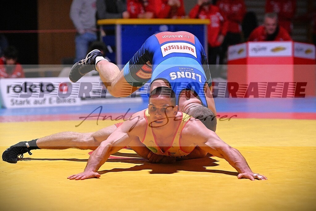 DSC_4602aVonEuw vs Alishahi | Kaufen Sie Sportbilder im Onlineshop von Andy Scherrer Sportfotografie. Faszinierende Bilder von Sportevents aus der ganzen Schweiz. Fussball, Frauenfussball, Unihockey, Handball, Schwingen und weiteren Sportarten. - Realisiert mit Pictrs.com