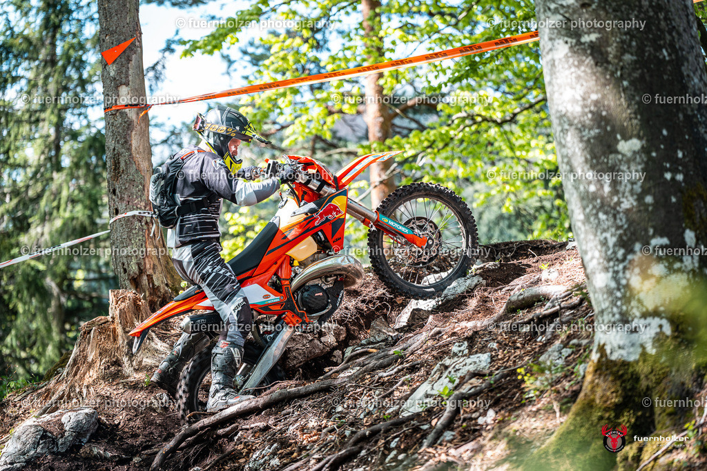 fuernholzer_250501-C2-144 | Fotografische Impressionen von der Red Stag Enduro Extreme by fuernholzer-photography.com. Endurosport in Österreich fotografisch festgehalten von fuernholzer. Auftragsfotografie für Private, Gewerbefotos und Industriefotografie. Eventfotografie, Sportfotografie und Motorsportfotografie. Anbieter von Fotoworkshops, Fototraining, fotografischen Vorträgen und Fotoseminaren.