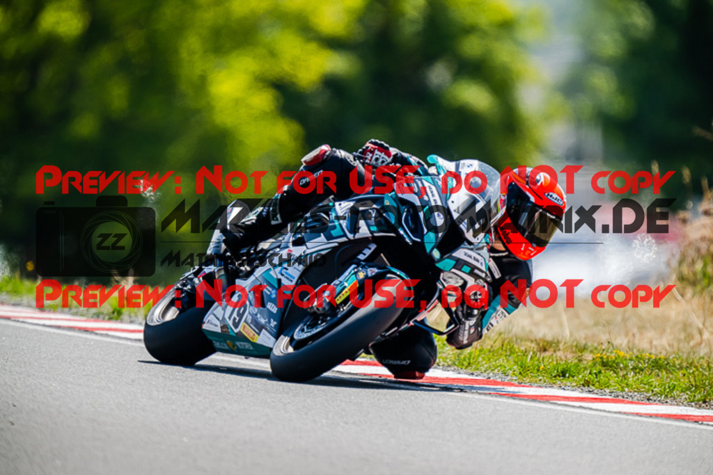 MaZZes_FotoMatrix_220722_3250 | IDM1000