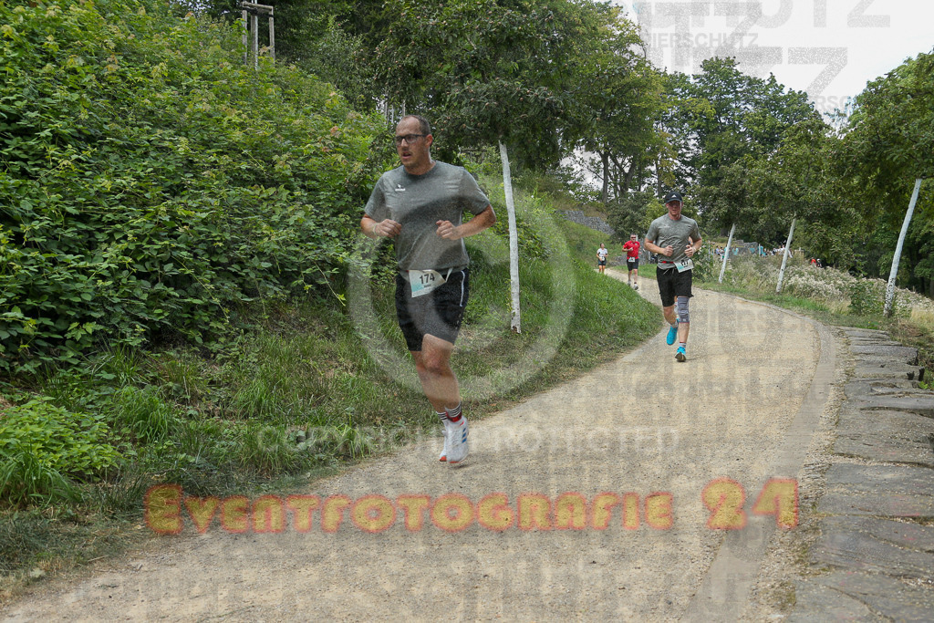 250824_1259_EX1_1085 | Sportfotografie im Rhein-Sieg Kreis, Köln, Bonn, NRW, Rheinland Pfalz, Hessen, etc. Unser Tätigkeitsfeld umfasst den Laufsport vom Volkslauf über den Marathon, Duathlon, Triathon bis zum Ultralauf wie Kölnpfad Ultra oder Schindertrail.
