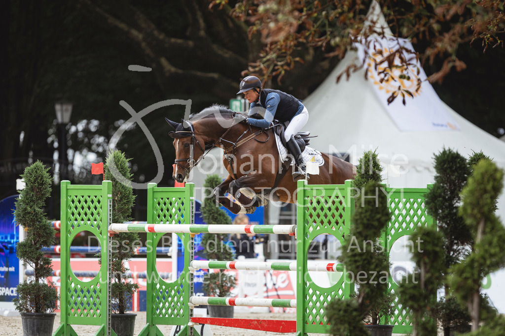 240915_OWLCh_IntEroeffnungsspr-414 | Deine schönsten Turniermomente als professionelle Fotos! Entdecke hochwertige Pferdesport-Fotografie im Online-Shop. Jetzt Fotos finden & bestellen!