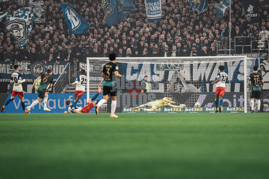 Fußball | Männer | Saison 2025/2026 | 1. Fußball-Bundesliga | 13. Spieltag | Hamburger SV vs. SV Werder Bremen | 07.12.2025 | Tor von Jens Stage (#06, SV Werder Bremen)