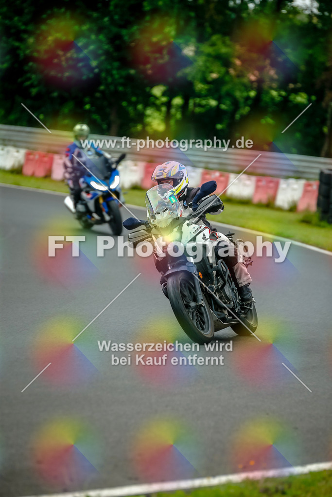 VBK-3717 | Hier findet Ihr Bilder von Touristenfahrten auf der Nürburgring Nordschleife oder von anderen Veranstaltungen die ich besucht habe. Viel Spass beim Durch Schauen 