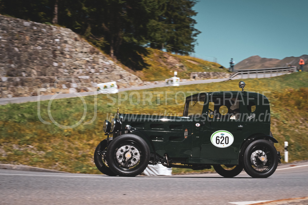 21. Arosa ClassicCar 2025 - 6. =September= 2025 | Rolf Engler aus Rapperswil (SUI) in einem Austin Ten SC aus dem Jahre 1933 mit Startnummer 620 am Arosa ClassicCar 2025 in der Kategorie Demo..@arosaclassiccar, @arosa.official, #arosaclassiccar, #arosa, #76curves, #classiccarBild: Sportfotografie Markus Aeschimann | www.markus-aeschimann.ch - Realisiert mit Pictrs.com