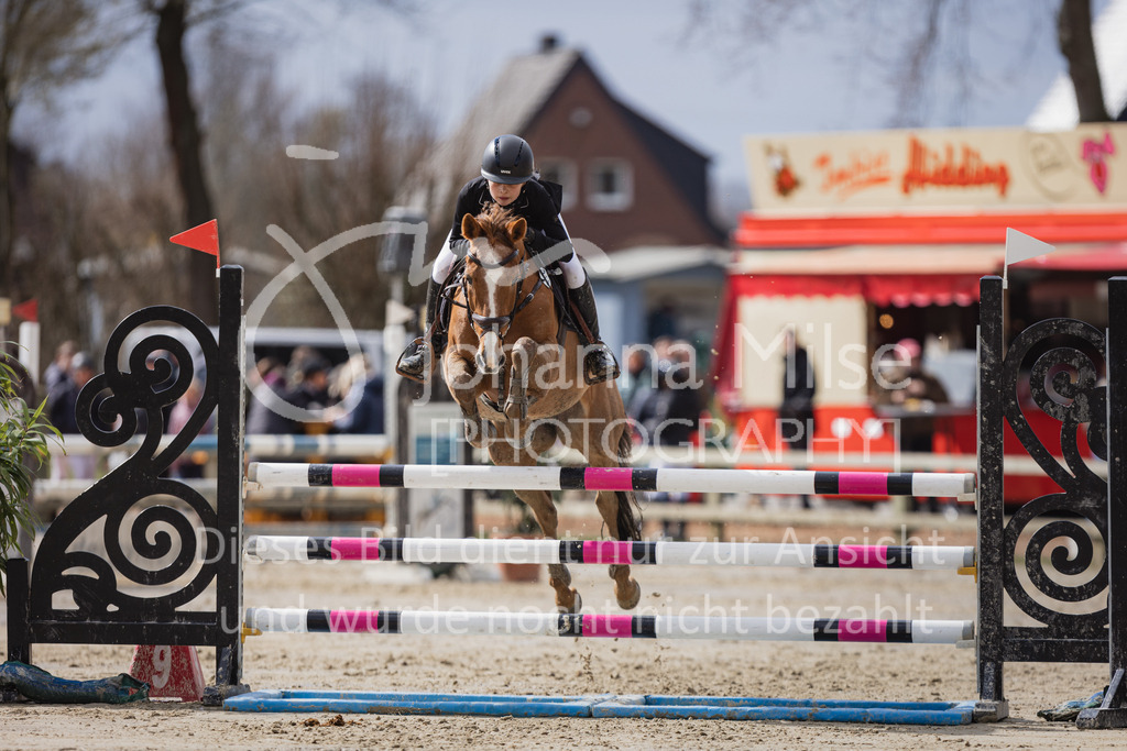 230402_MünsterHandorf_PonyTrophy-451 | Deine schönsten Turniermomente als professionelle Fotos! Entdecke hochwertige Pferdesport-Fotografie im Online-Shop. Jetzt Fotos finden & bestellen!