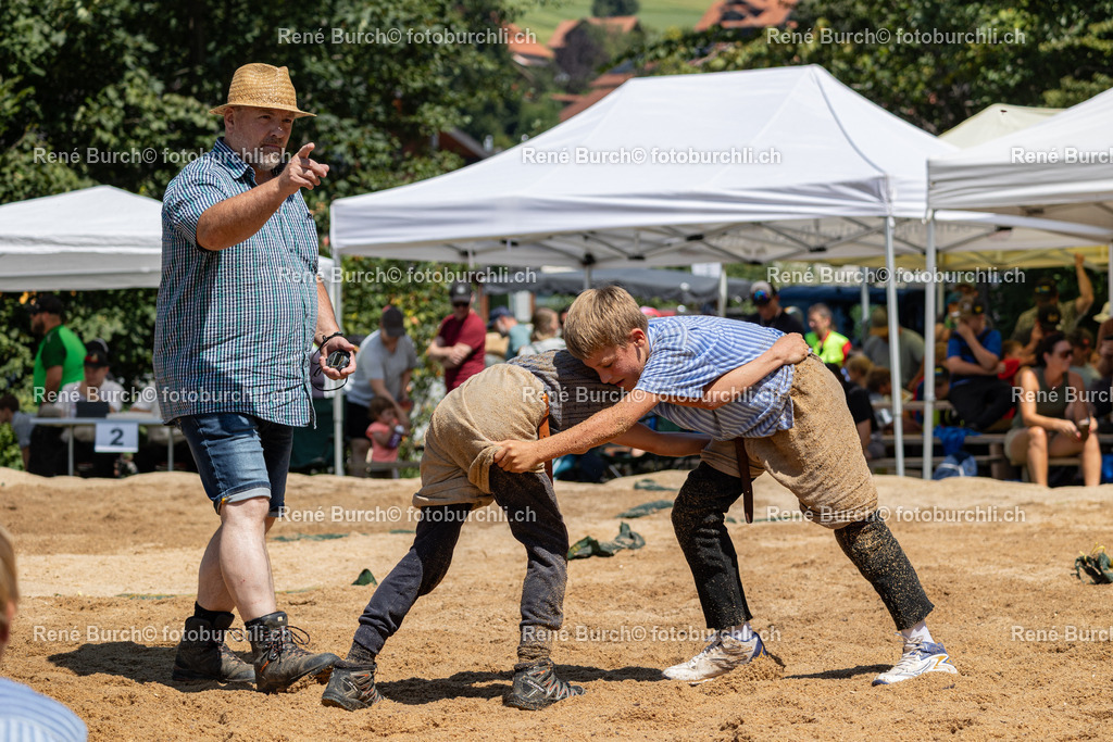 602A0425 | René Burch leidenschaftlicher Fotograf aus Kerns in Obwalden.  Hier finden sie Sport, Landschaft und Natur Fotografie.
 - Realisiert mit Pictrs.com