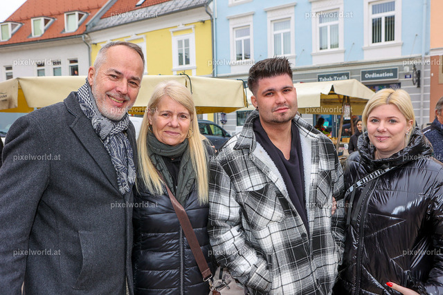 Faschingswecken am Hauptplatz Feldkirchen | Bildershop von pixelworld.at - Realisiert mit Pictrs.com
