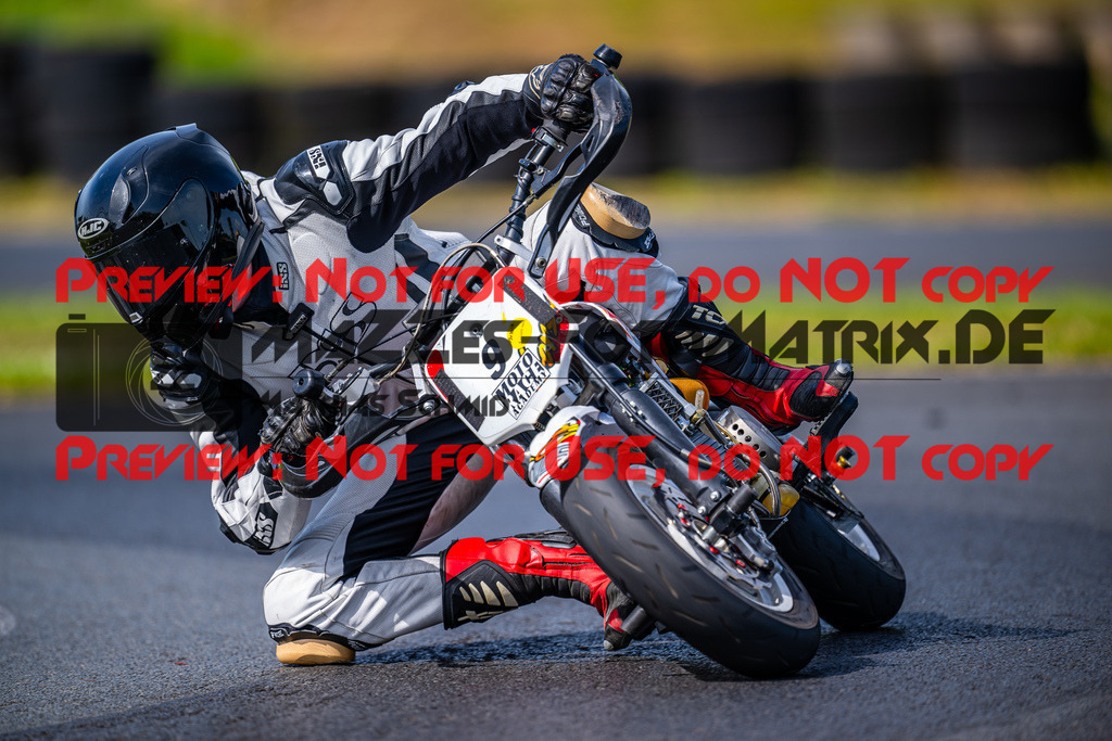 MaZZes_FotoMatrix_240430_6007705_2115 | Fotograf Mathias Schmid
Sportfotograf,
Eventfotograf,
Hochzeitsfotograf,
Portraitfotograf