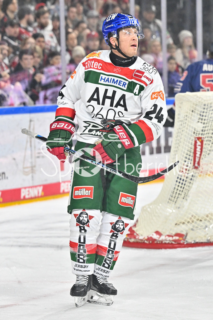 Kölner Haie - Augsburger Panther | im Bild T. J. TREVELYAN (Augsburger Panther #24) / Freisteller / Einzelfoto / DEL: Koelner Haie - Augsburger Panther, Lanxess Arena am 05.01.2025