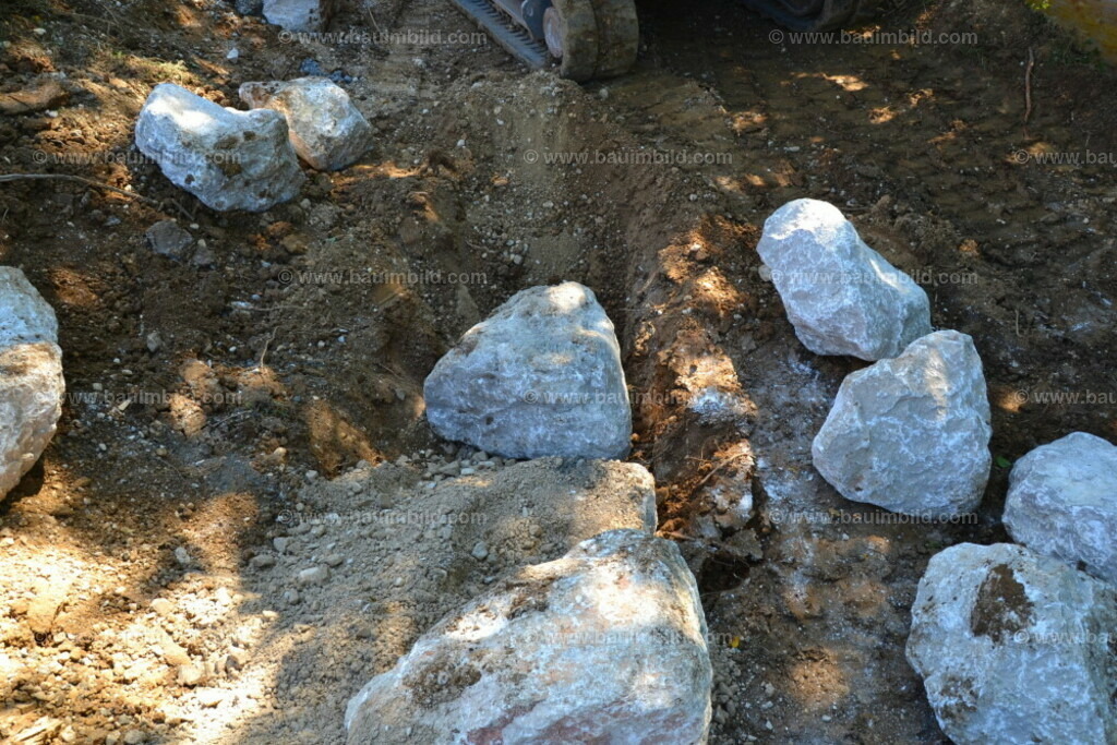 bib-lg02-erdarbeiten-0062 | Nach LV-Leistungsgruppen sortierte Detailfotos über den Bau eines Hauses. Alle Hausbau-Bilder direkt vom Urheber und Autor der Website Haus-Selber-Bauen.com