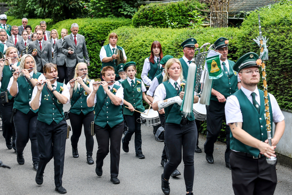 top-top.de 240527-017 | Foto, Video, Fotografie, Videografie, Fotobox, DJ, Discjockey, Musik, Musikbox, Veranstaltung, Photobooth, Amazon, Ebay, Buchtipp, Bestseller, Autor, Verlag, Buch, Wesel, Hamminkeln, NRW, Dinslaken, Rees, Drohne, Hochzeit, Party, Fotobox, Wesel, Fotograf