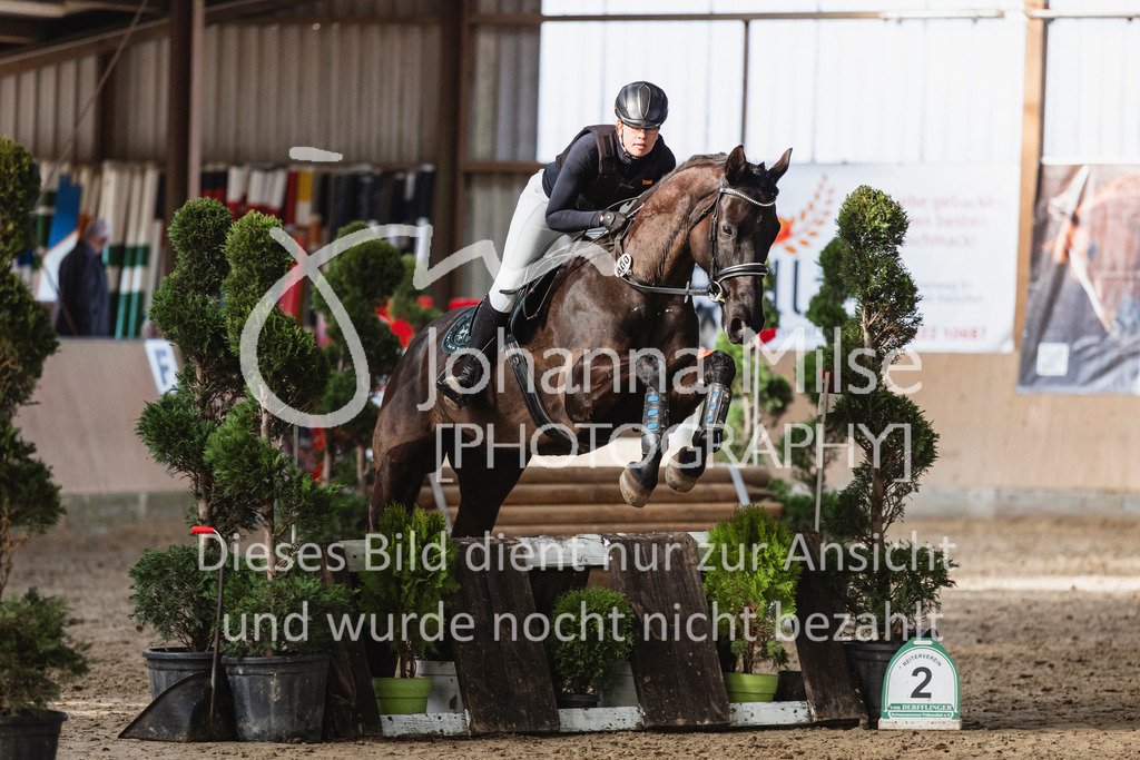 260322_HF-Schw_Gelaende-A-546 | Deine schönsten Turniermomente als professionelle Fotos! Entdecke hochwertige Pferdesport-Fotografie im Online-Shop. Jetzt Fotos finden & bestellen!