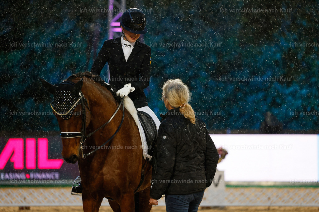04_2-Siegerehrung-Dressur M__ -StoibPH-2902 | working equitationturnier fotograf videograf stoibphotography marixx film working equitation deutschland reitsport turnierfotografie eventfotografie equestrian events