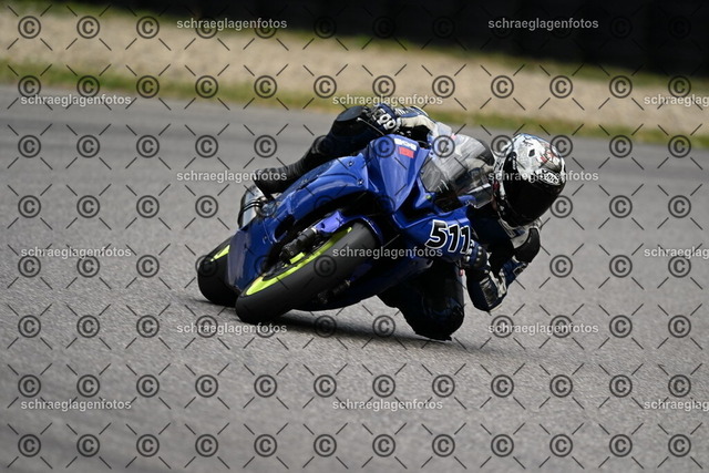 25bt02-0519 | markuskiefer.com - Realisiert mit Pictrs.com