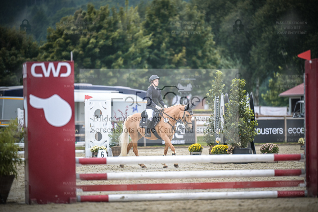 DOS_0243 | Entdecke hochwertige Reitturnierfotos von Foto Oger. Professionell, emotional und authentisch – jetzt Lieblingsmomente im Shop bestellen. - Realisiert mit Pictrs.com