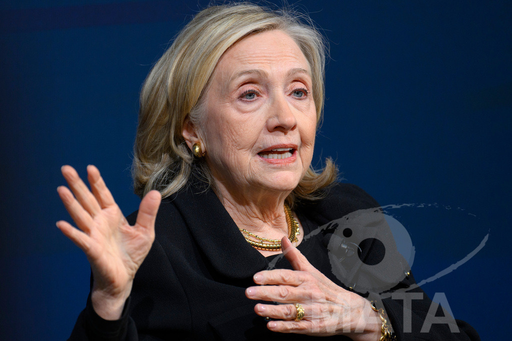 _DWA3995-Bearbeitet | Die US-Politikerin Hillary Clinton auf der Veranstaltung Bridging Scholarship and Statecraft im Rahmen der Münchner Sicherheitskonferenz 2026. München, 13.02.2026 Bayern Deutschland  - Realisiert mit Pictrs.com