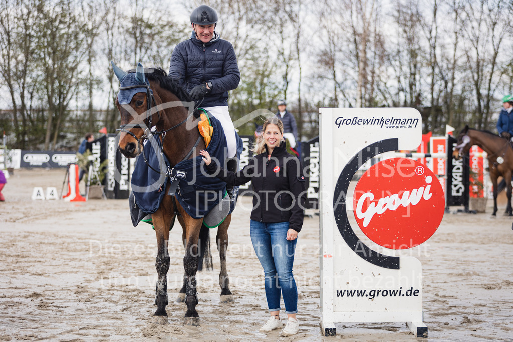 220402_HF-Laar_2PhM2-Spr-279 | SEASON OPENING 2022
Herford Laar
02.04.2022
07 Zwei-Phasen-Springprüfung Kl.M**